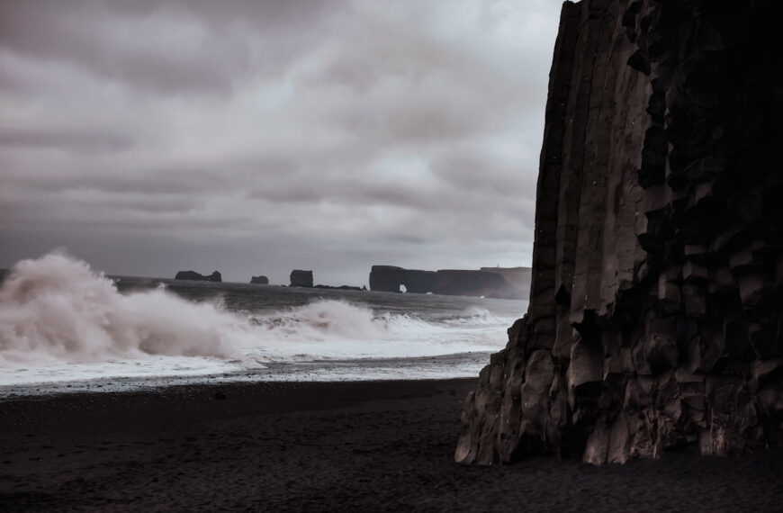 Reynisfjara in Südisland: Neue Sicherheitspläne, Sperrung bei akuter Gefahr nicht ausgeschlossen