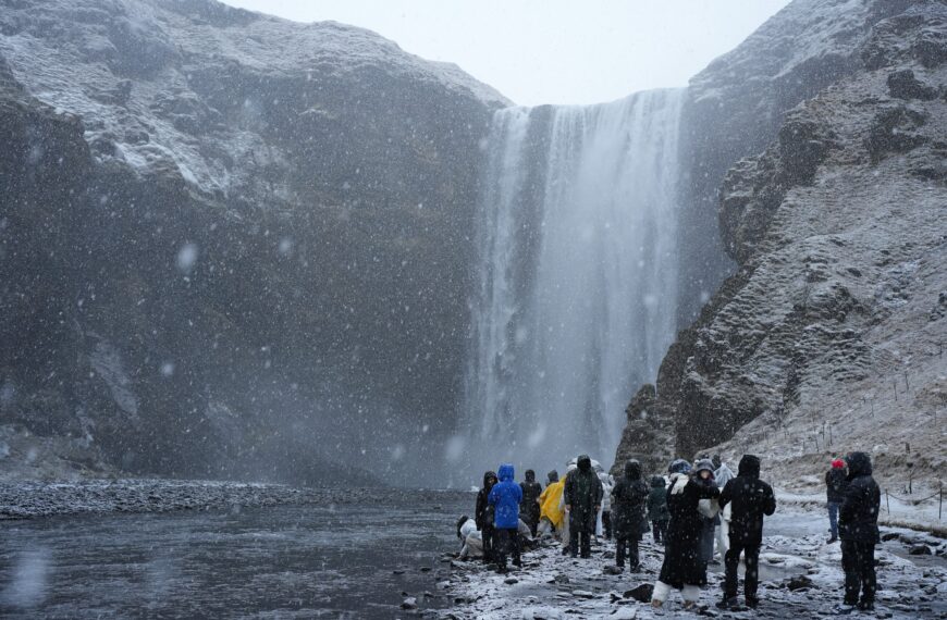 Island-Tourismus im Februar: 147.000 Abreisen – China und Deutschland wachsen stark