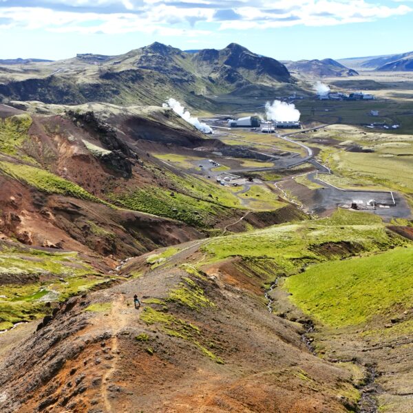 Risikoanalyse zu Islands Vulkangefahren auf Reykjanes: Kraftwerke, Trinkwasserquellen, Grindavík und Hveragerði in der Gefahrenzone
