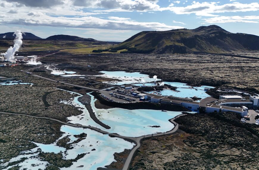 Blaue Lagune und Arctic Adventures planen Fusion