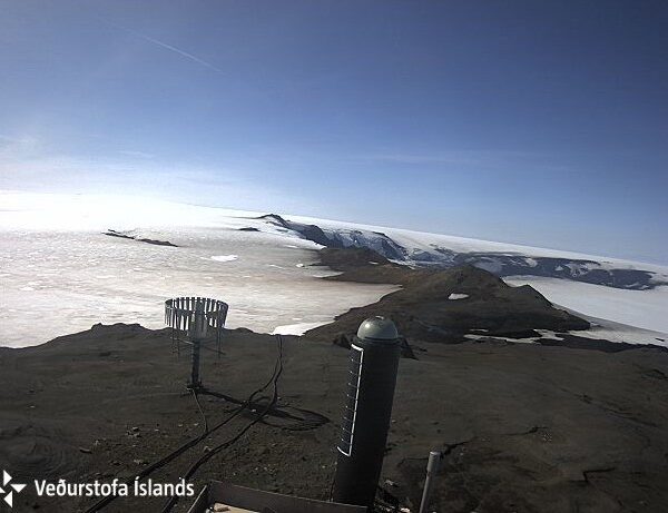 Vulkan Bárðarbunga nach starkem Erdbebenschwarm auf Flugwarnstufe Gelb hochgestuft