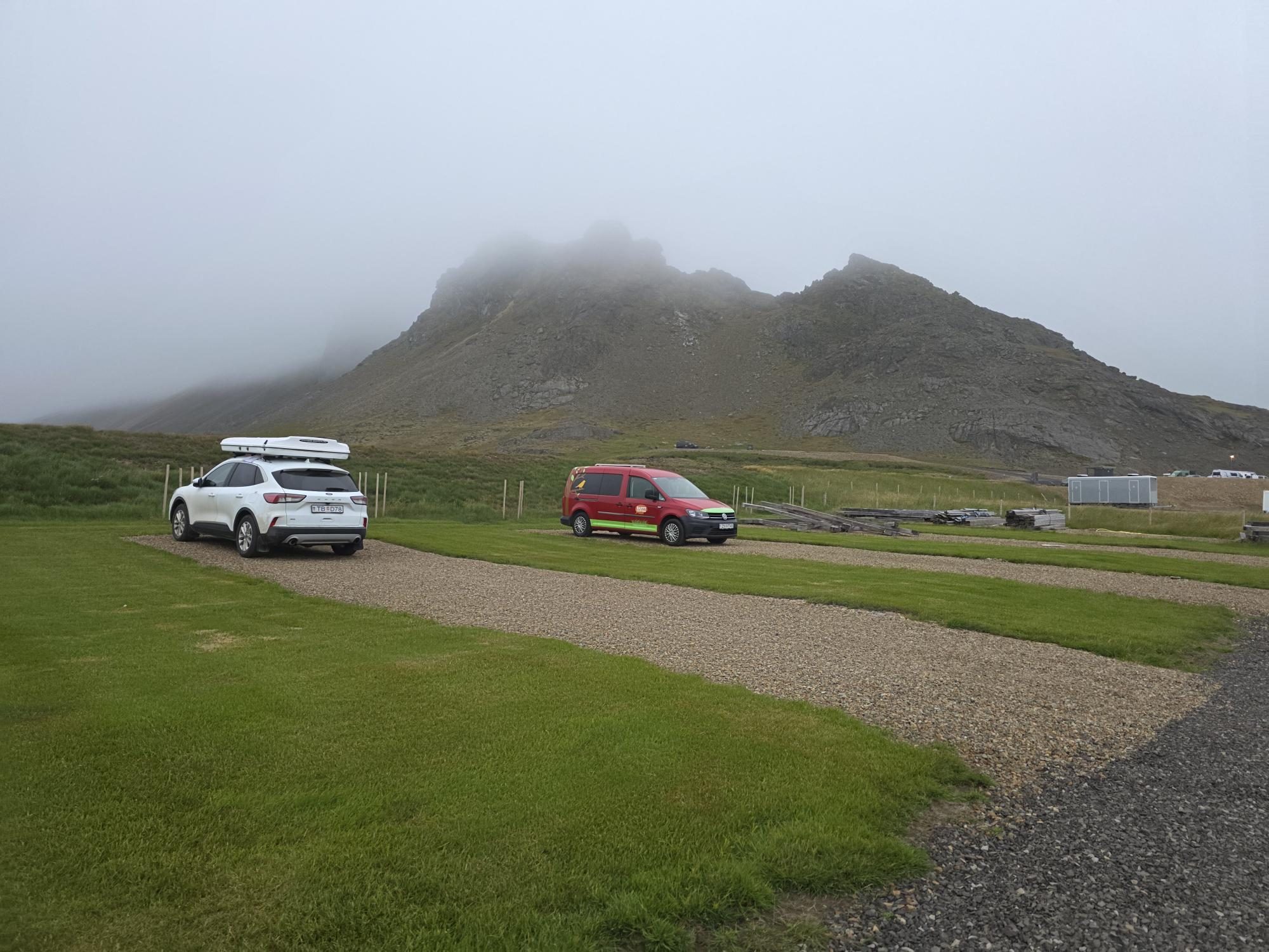 Neuer Campingplatz am Vestrahorn eröffnet und Tourismusstandort Horn wird ausgebaut