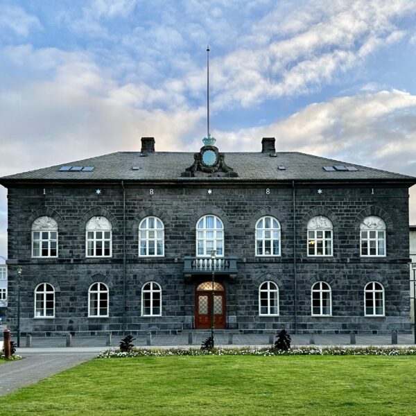 Was Islands Regierung 2026/2027 plant: Alle Ministerien im Detail