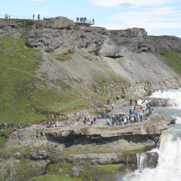 Natur- und Infrastruktursteuer ab 1.5.2027 an Geysir, Gullfoss und Þingvellir