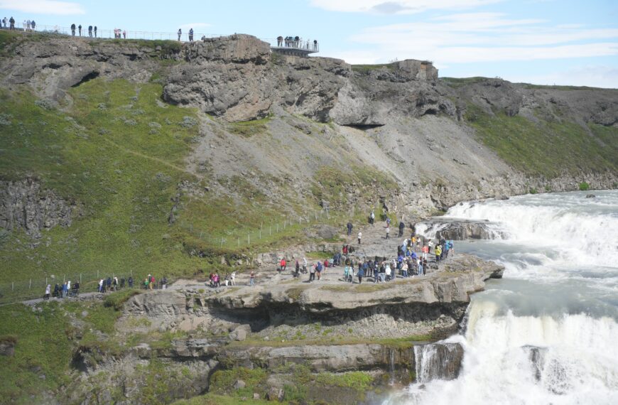 Natur- und Infrastrukturgebühr ab 1.5.2027 an Geysir, Gullfoss und Þingvellir