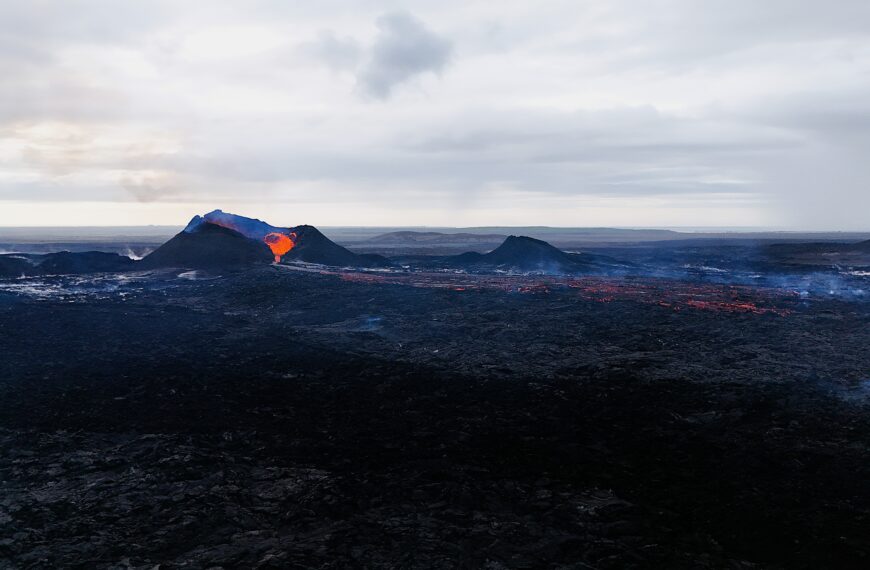 Reykjanes Vulkan aktuell: Landhebung in Svartsengi hält an